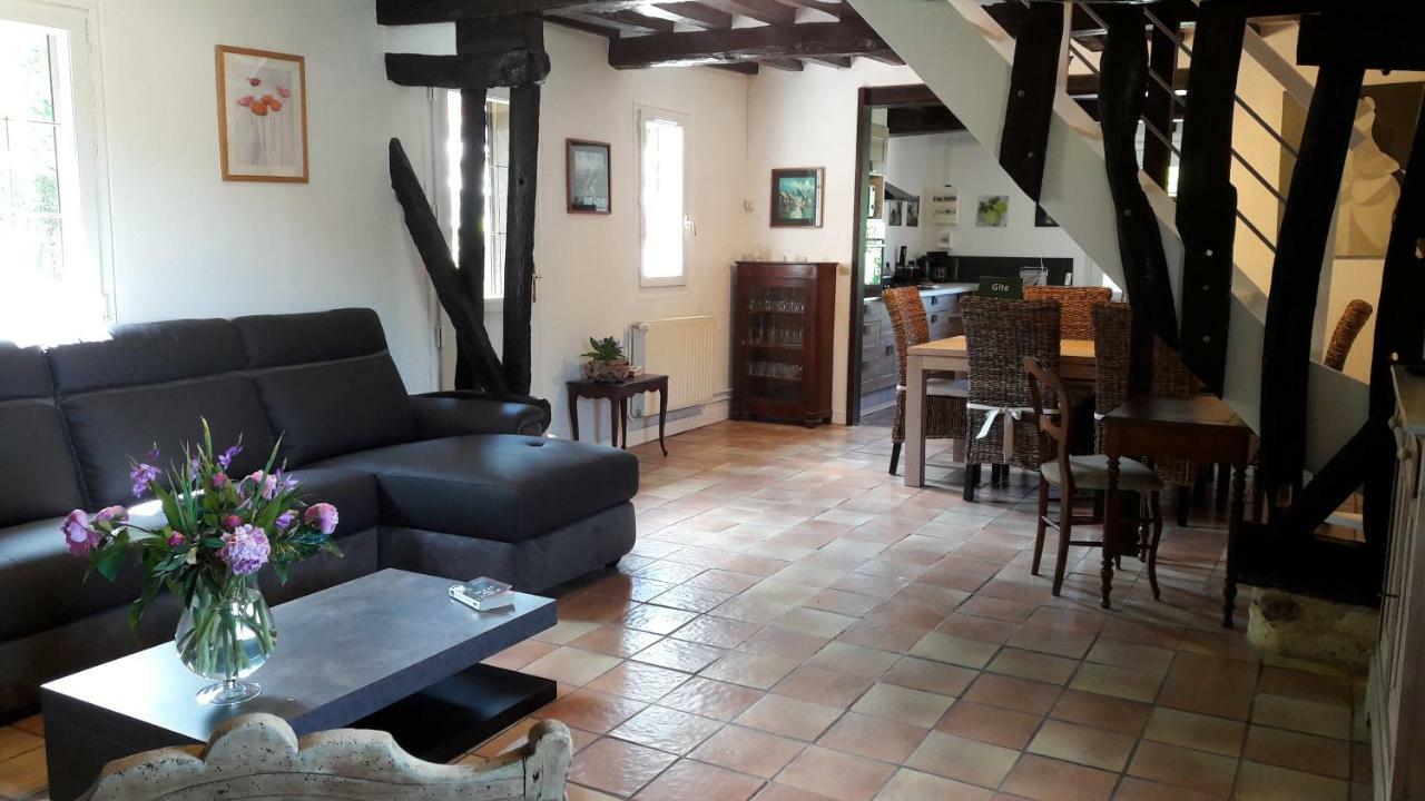 La Maraiquaise Villa Marais-Vernier Exterior photo